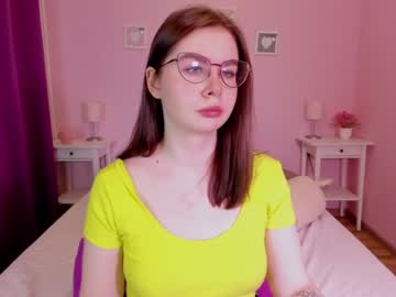 goddess_middle_leggy